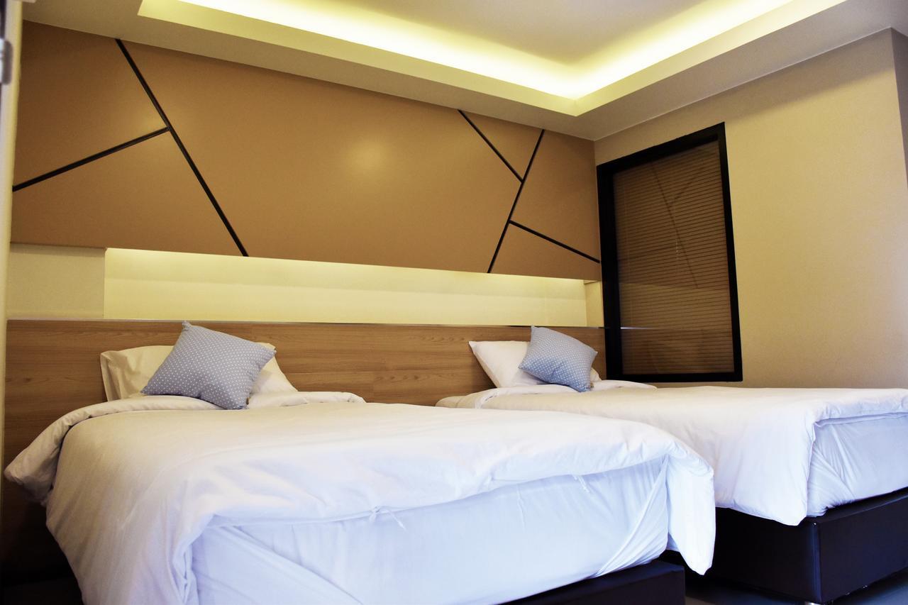 Hotel Tuck Me In Chiang Mai Exterior foto